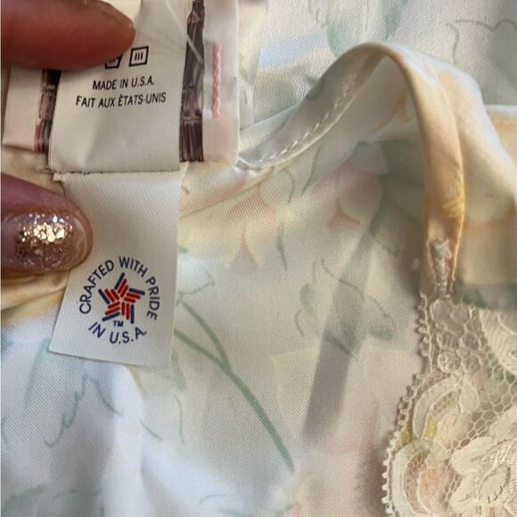 Vintage Bouquet Des Fleurs by Barbizon Lace and floral peignoir set women’s L. - Picture 9 of 16